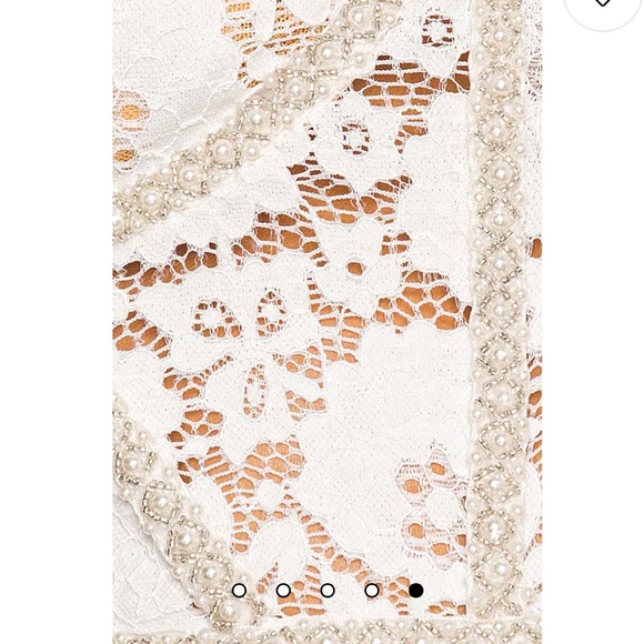 V. Chapman White Lace Crop Top - Picture 5 of 13